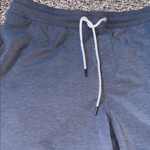 VUORI men’s Austin Sweatpant - Picture 3 of 4